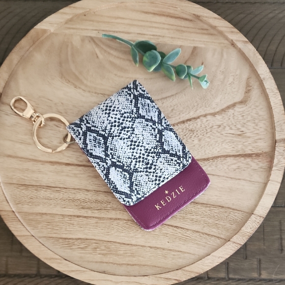 Kedzie Accessories - Kedzie Snake Print Card Holder Keyring in Plum
